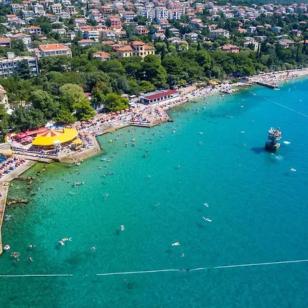 Vesna Beachfront By Guide * Novi Vinodolski